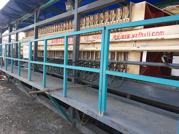 中石油下屬勘探公司泥漿不落地設備